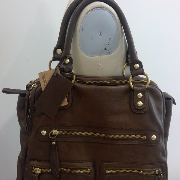 Linea Pelle Dylan Zip Shoulder Tote - Picture 3 of 12